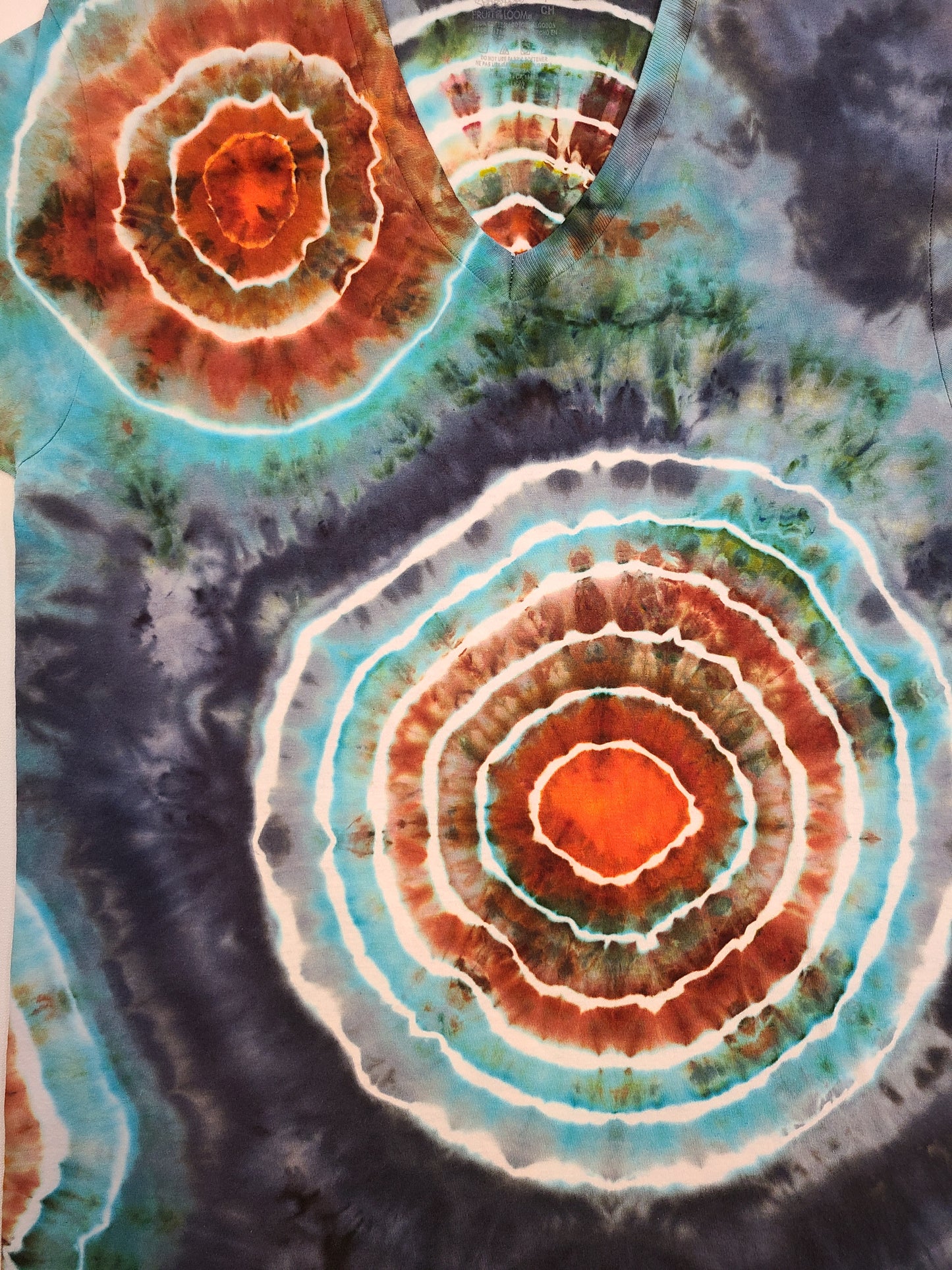 Dark Cloud Burst Small V neck Tie Dye