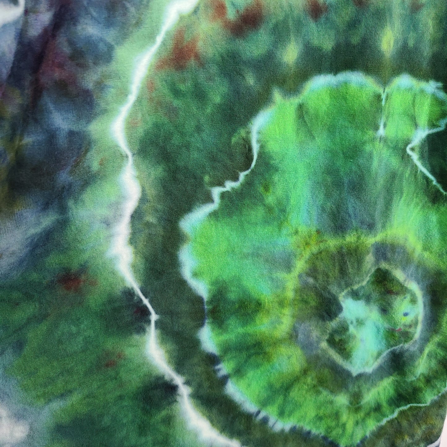 Smoked Emerald Geode Medium Crew Neck Tie Dye