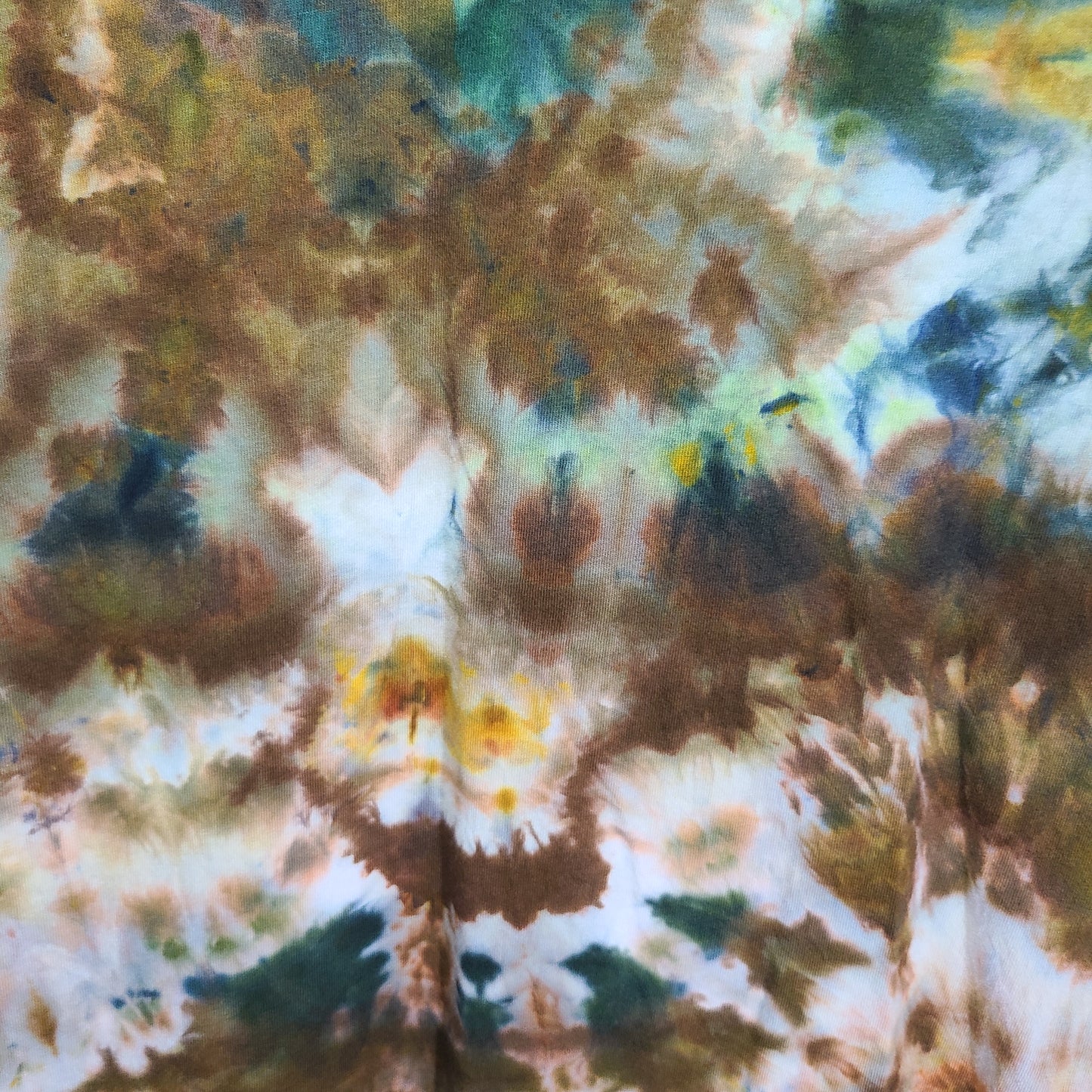 Khaki Forest Berry Small V neck Tie Dye