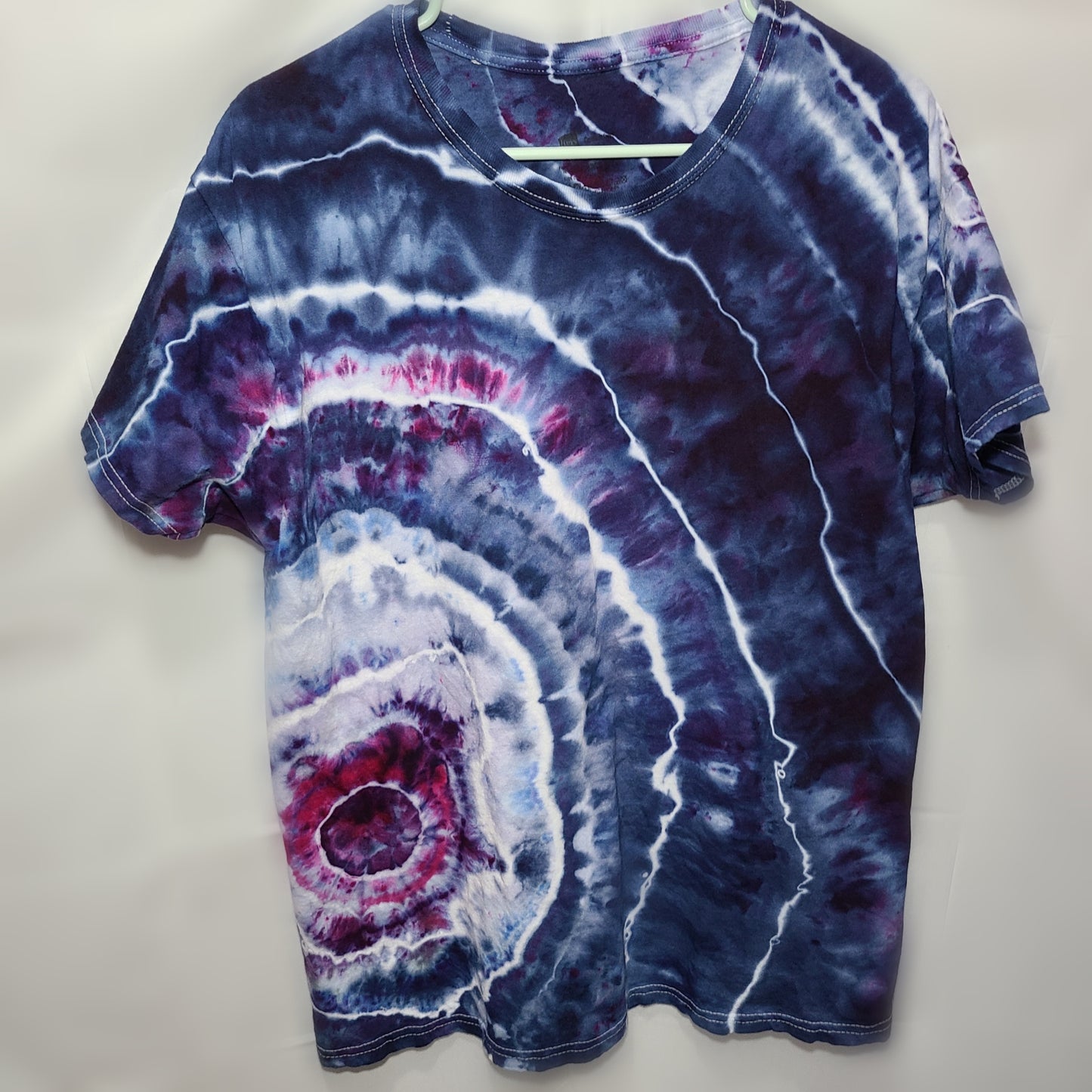 Geode of Navy Amethyst L Crew Tee Tie Dye