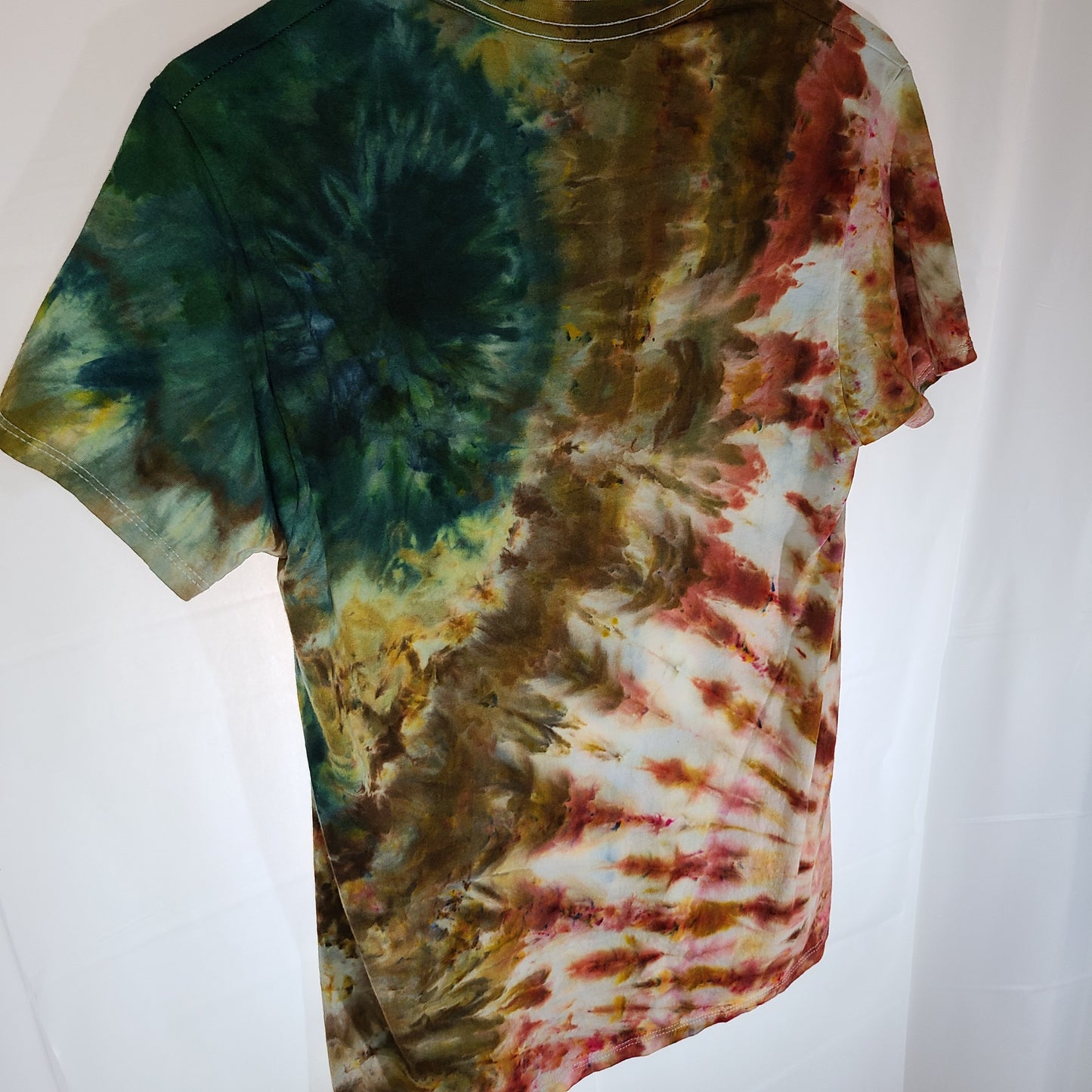 Strawberry Khaki Forest Small V neck Tie Dye