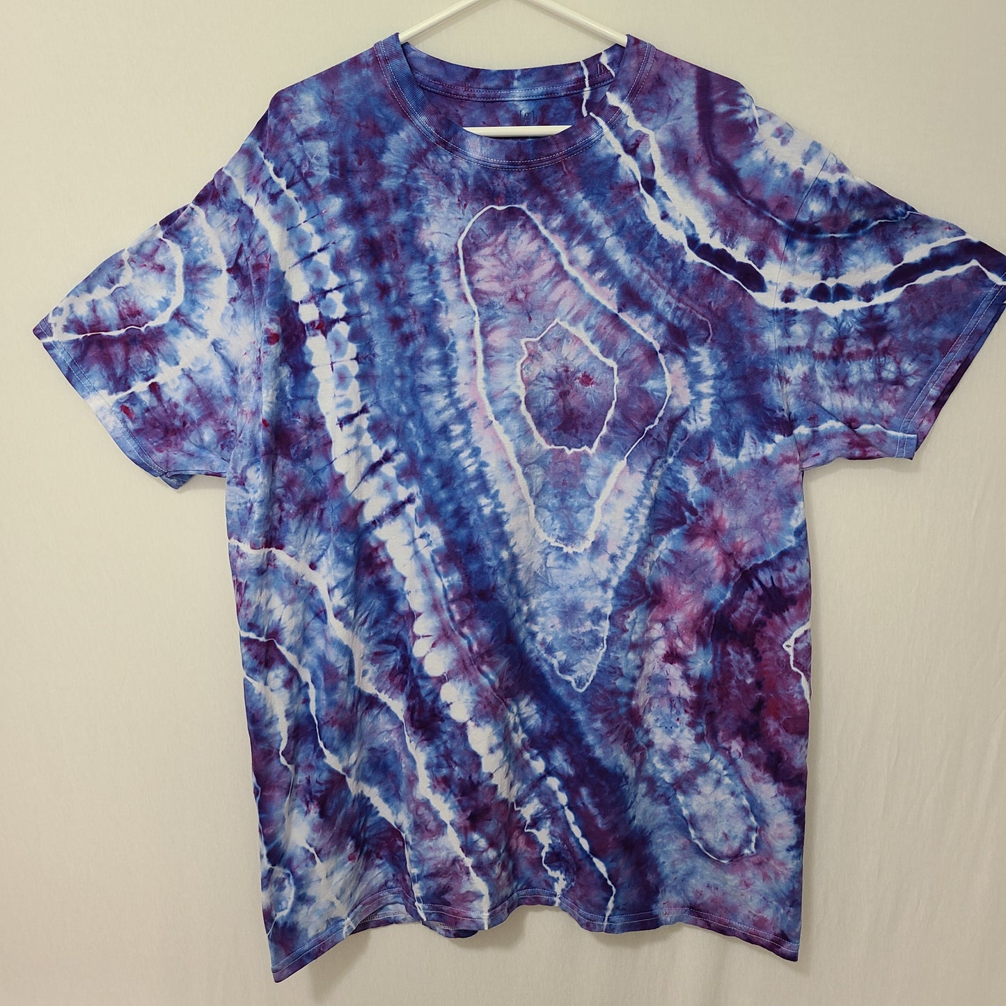 Lavender Wisteria Geodes 2XL Crew Neck Fresh Frozen Dyes Tee